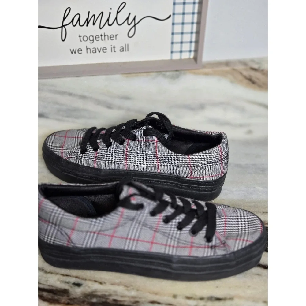 RDxCaligirls Fender Glen Plaid Low Top Platform Sneakers‎ Grey Red Black US 8.5